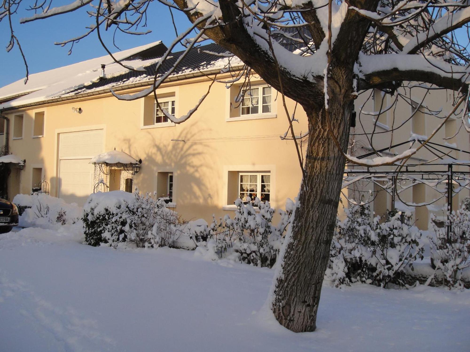 Chambres D'Hotes Le Clos Du Verger Cattenom Exterior foto